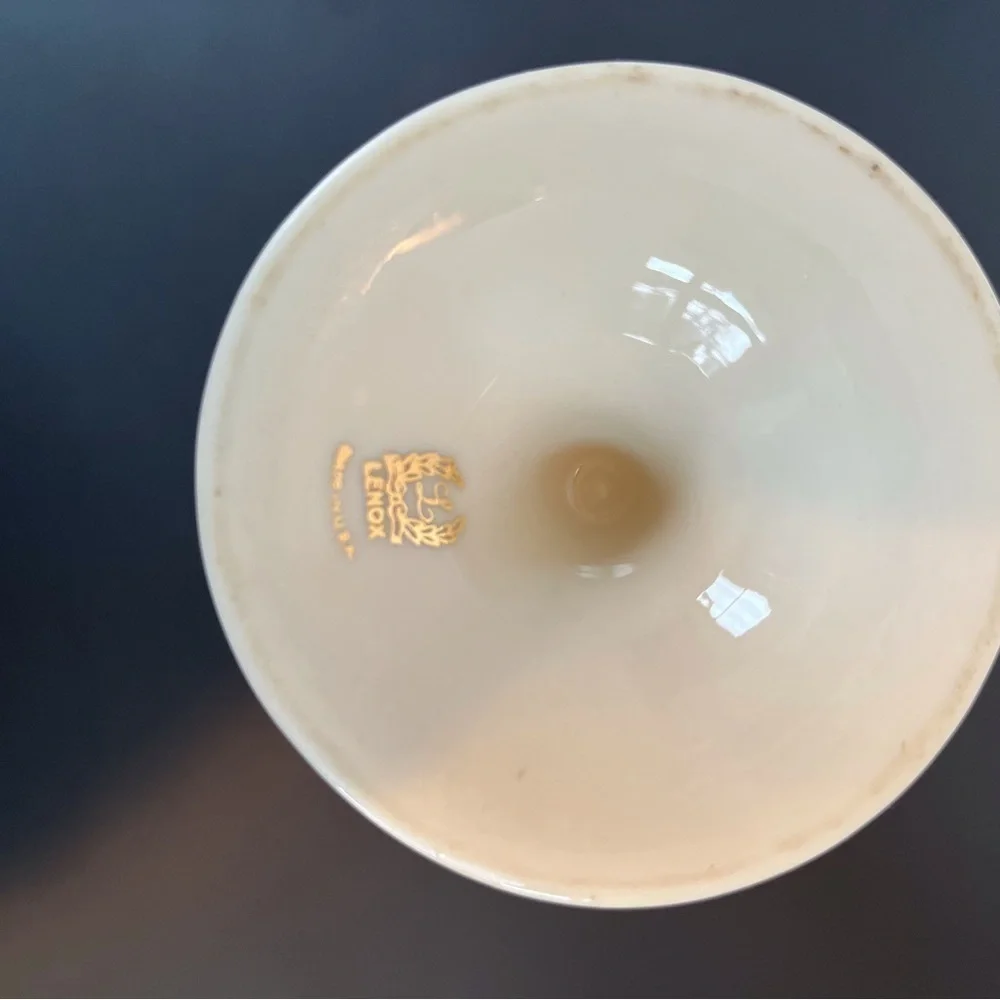 Lenox Ivory Bud Vase trimmed in Gold